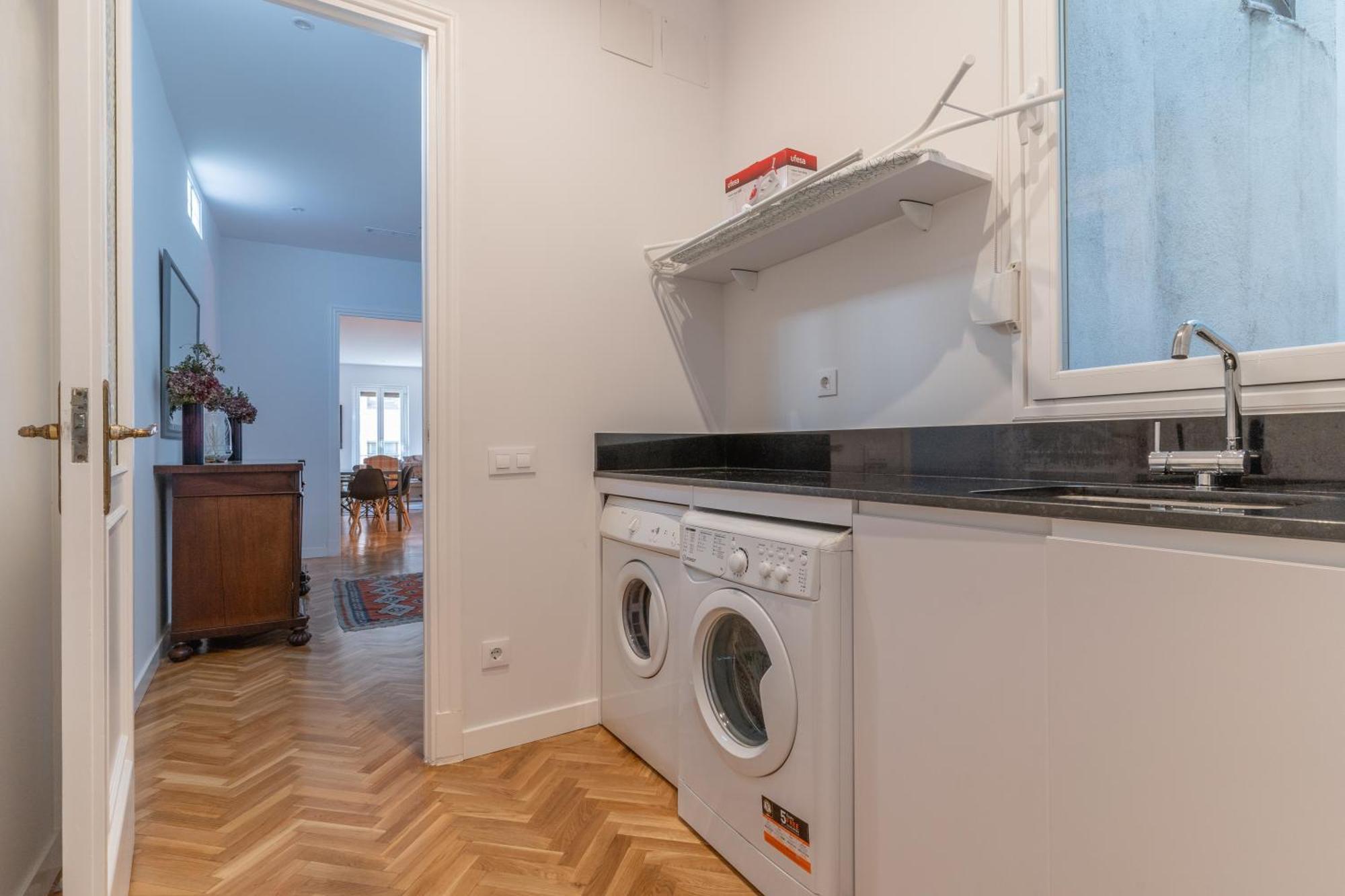 Spacious Central-3Bedrooms 3Bathrooms-Sol 마드리드 외부 사진